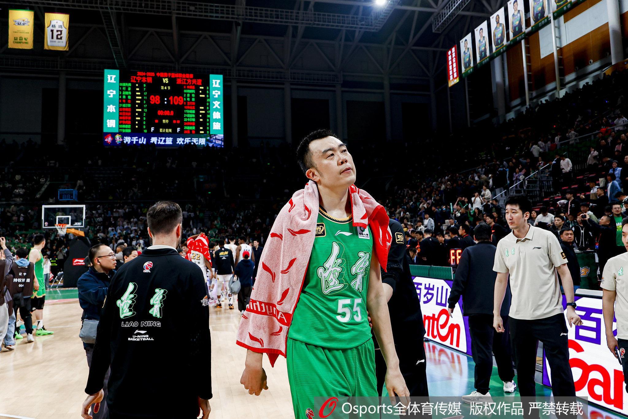 媒体人:辽宁队得向前发展 韩德君的接班人究竟会是谁呢